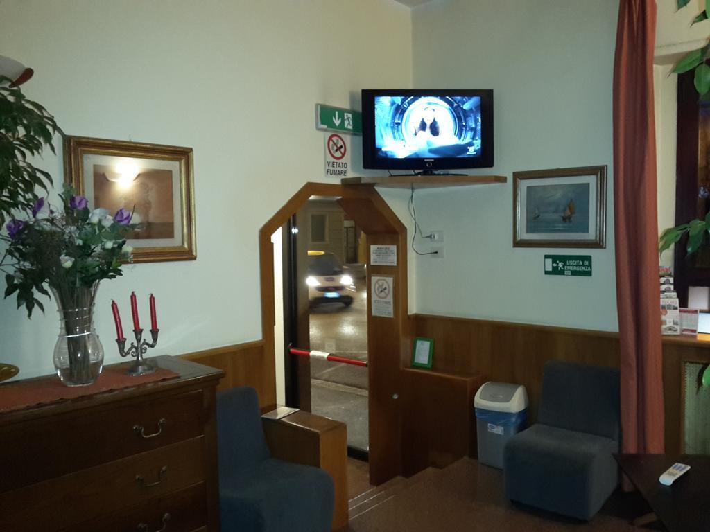 Albergo Sonia Florencja Zewnętrze zdjęcie