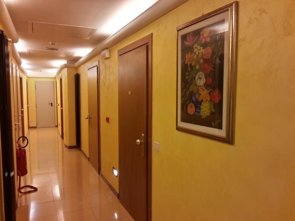 Albergo Sonia Florencja Zewnętrze zdjęcie