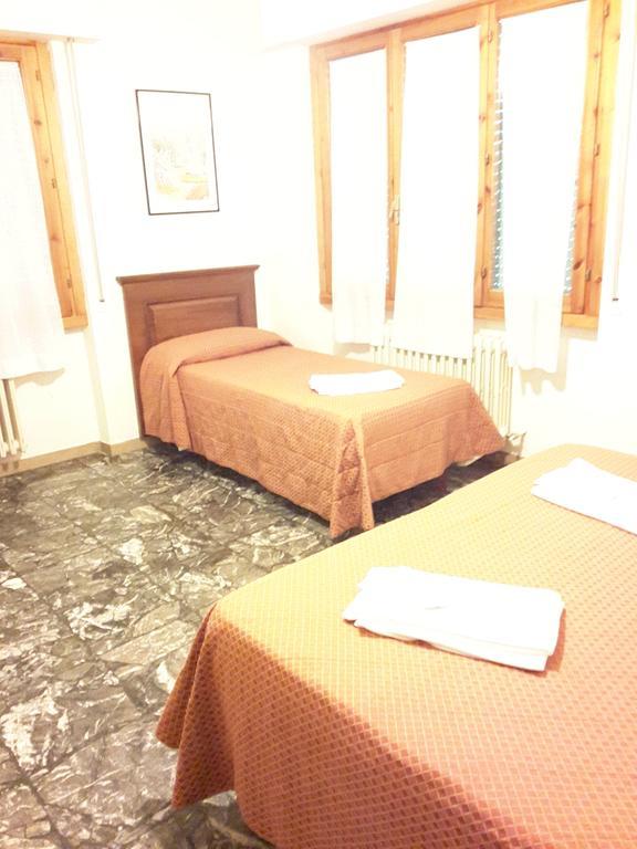 Albergo Sonia Florencja Pokój zdjęcie