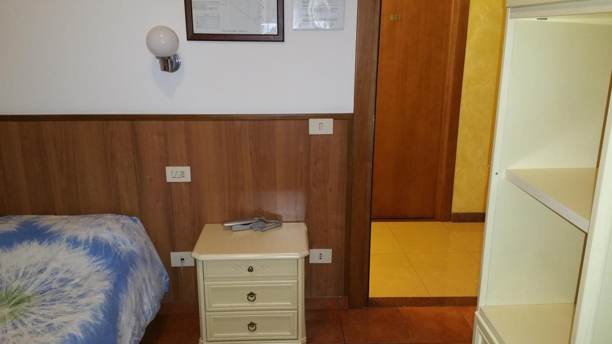 Albergo Sonia Florencja Pokój zdjęcie