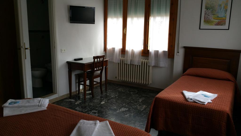 Albergo Sonia Florencja Zewnętrze zdjęcie